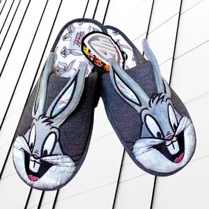 BUGS Bunny Gray Padded Furry Slippers Looney Tunes